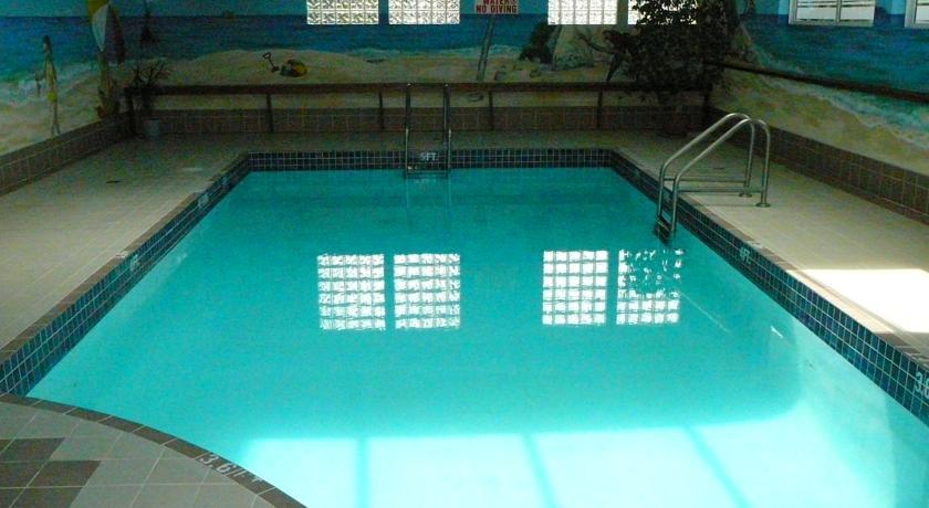 Coast Abbotsford Hotel & Suites Bagian luar foto